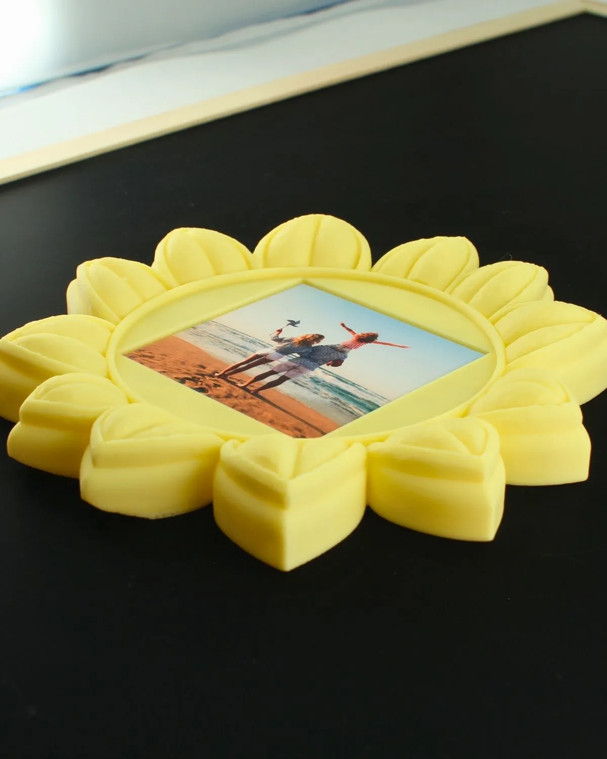 Magnes ze zdjęciem na lodówkę z wymiennym magnesem 6,5x6,5 cm - obrazek 5